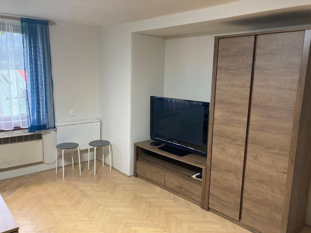 Apartman Rekys Jiretin pod Bukovou Luaran gambar